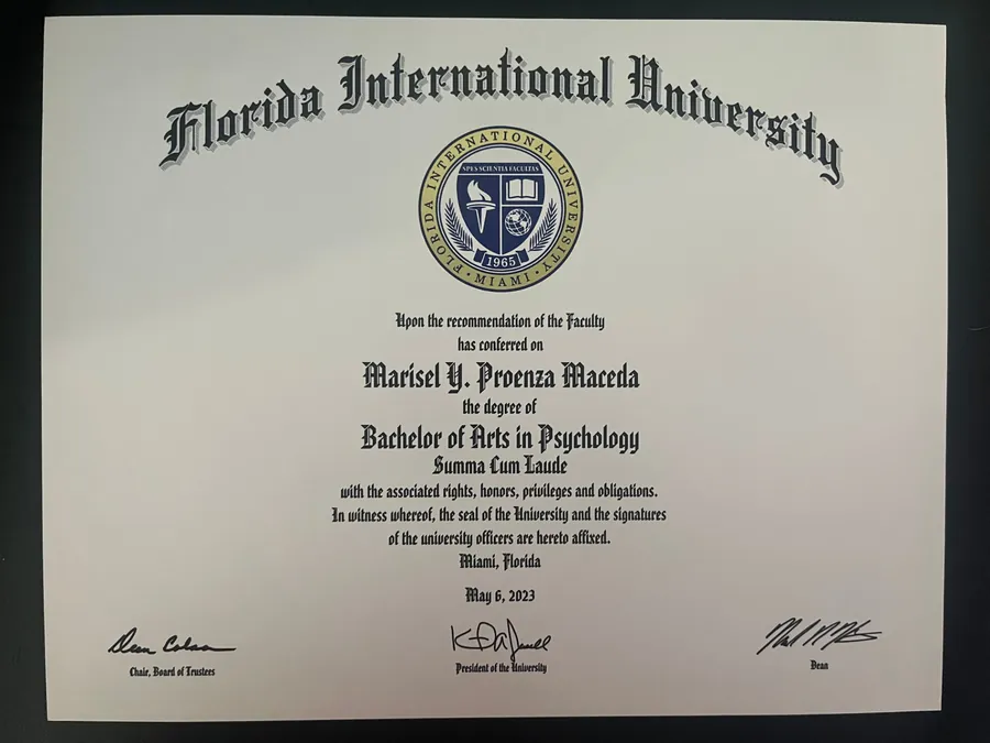 Título de Psicología de Florida International University